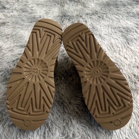 UGG platform Classic Ultra Mini Platform Size 7, NEW $170 retail #UGG - Picture 4 of 4